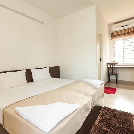 Ebenezer Suites Bangalore Luaran gambar
